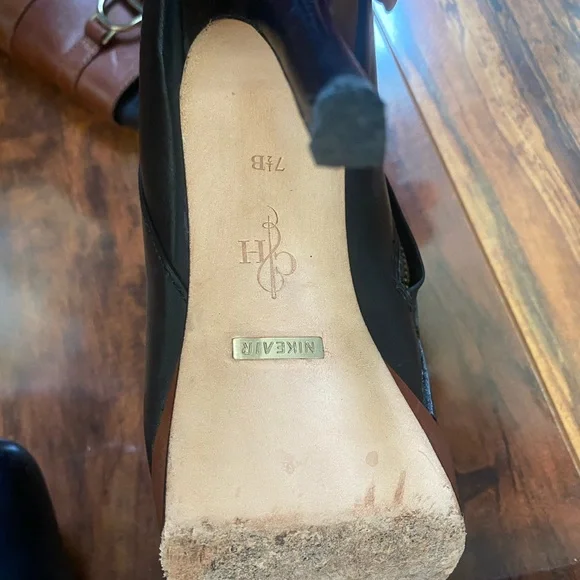 Cole Haan black & Brown boots - Picture 6 of 8